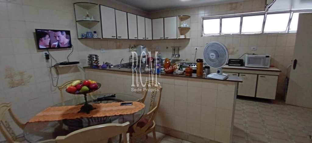 Apartamento em Santos, no bairro Boqueirão