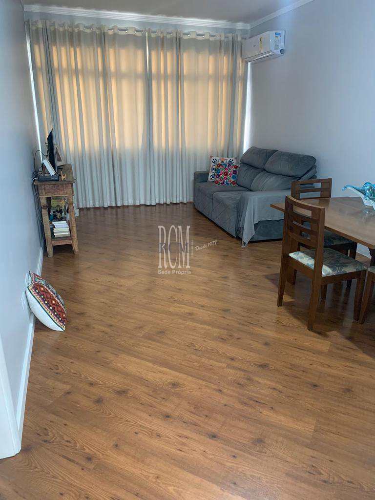 Apartamento em São Vicente, no bairro Centro