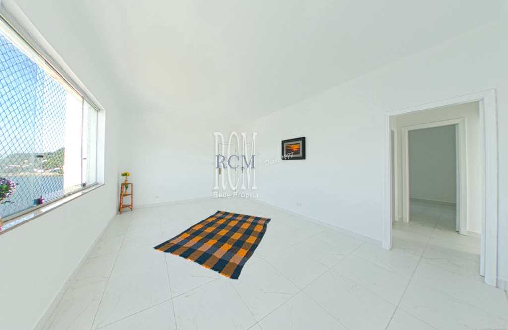 Apartamento em São Vicente, no bairro Morro dos Barbosas