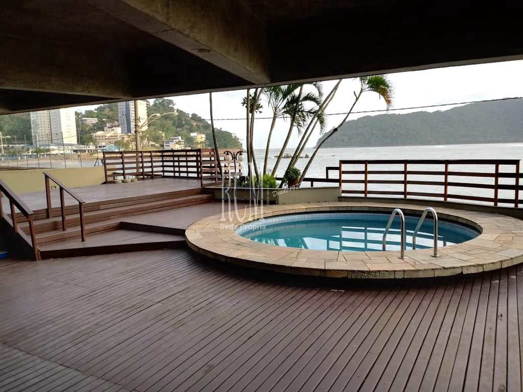 Apartamento em São Vicente, no bairro Itararé