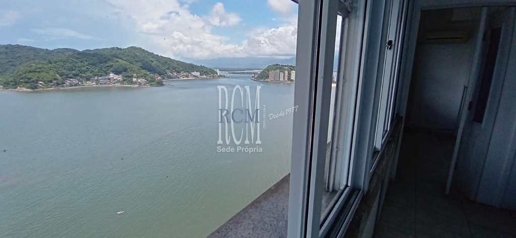 Apartamento em São Vicente, no bairro Itararé