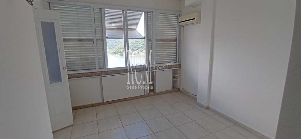 Apartamento em São Vicente, no bairro Itararé