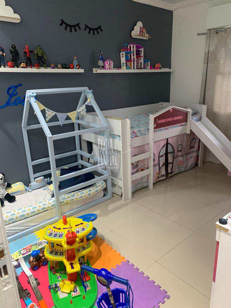 Apartamento em São Vicente, no bairro Vila Valença
