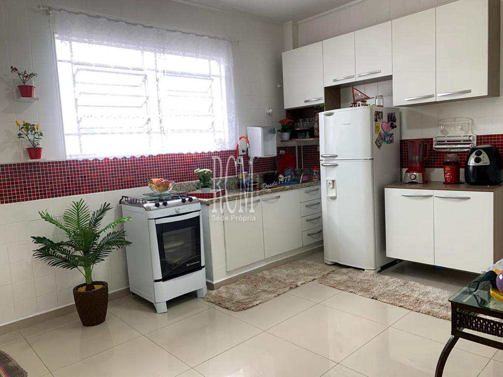 Apartamento em São Vicente, no bairro Vila Valença
