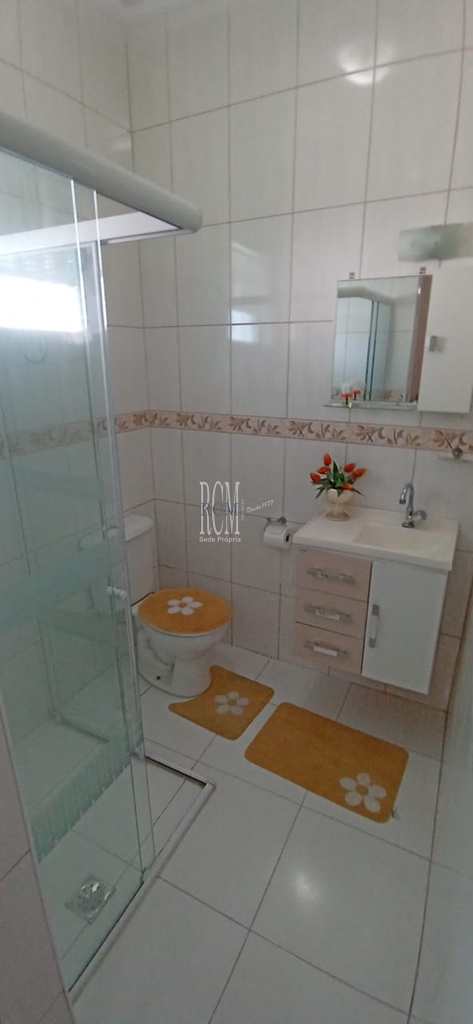 Sobrado em São Vicente, no bairro Jardim Independência