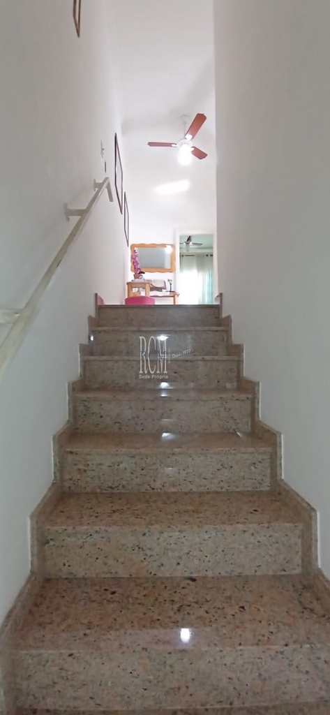 Sobrado em São Vicente, no bairro Jardim Independência