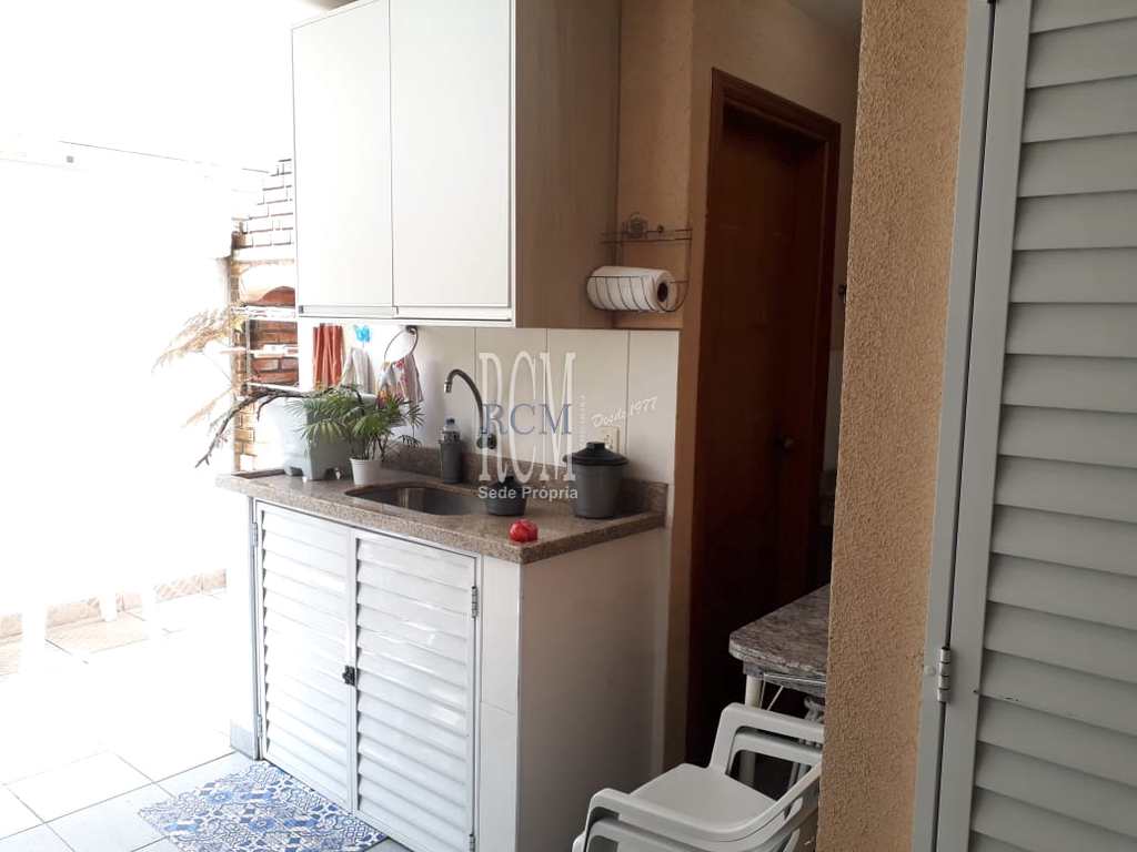 Casa de Condomínio em São Vicente, no bairro Vila Voturua