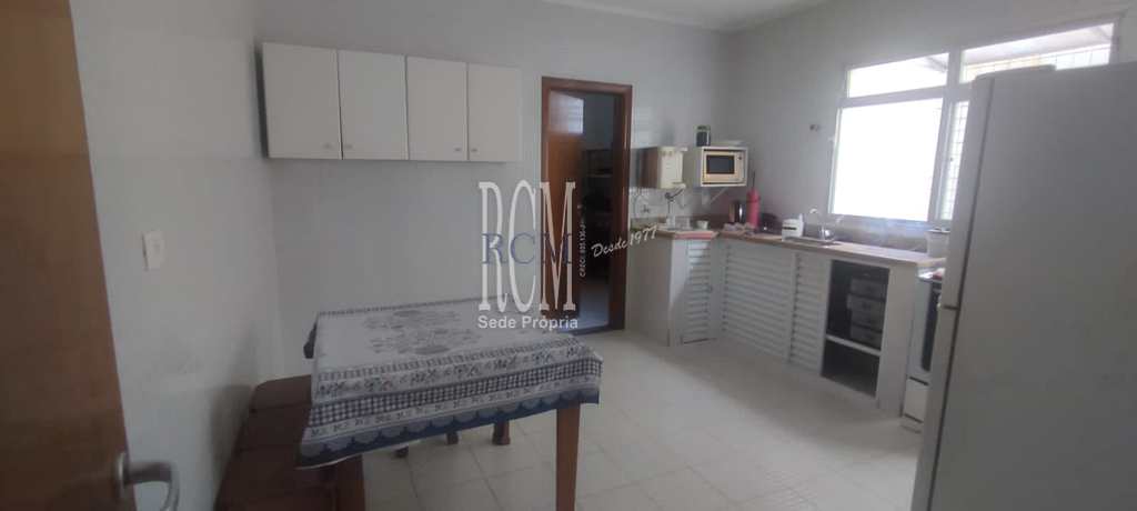 Prédio Comercial em São Vicente, no bairro Itararé