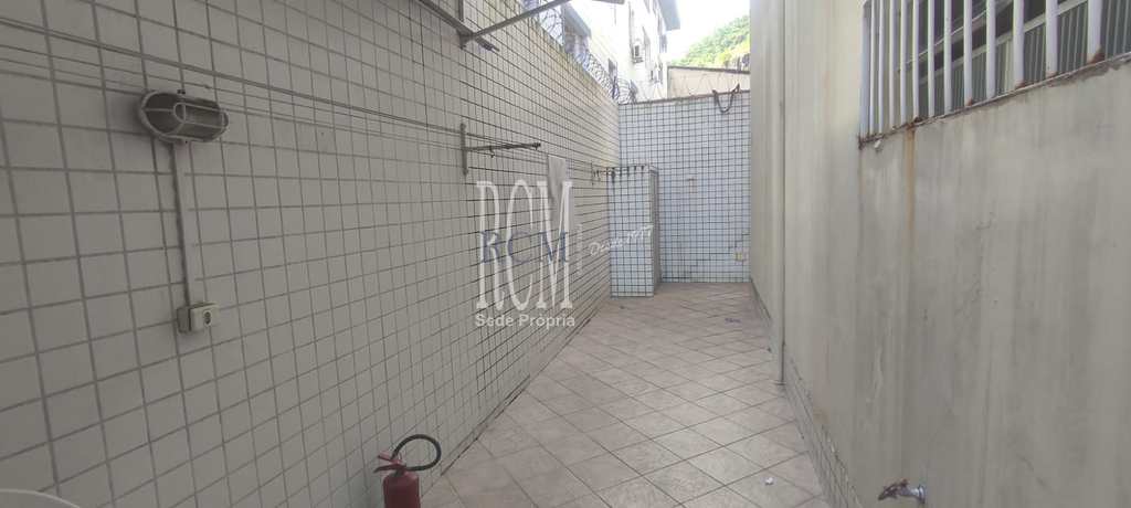 Prédio Comercial em São Vicente, no bairro Itararé