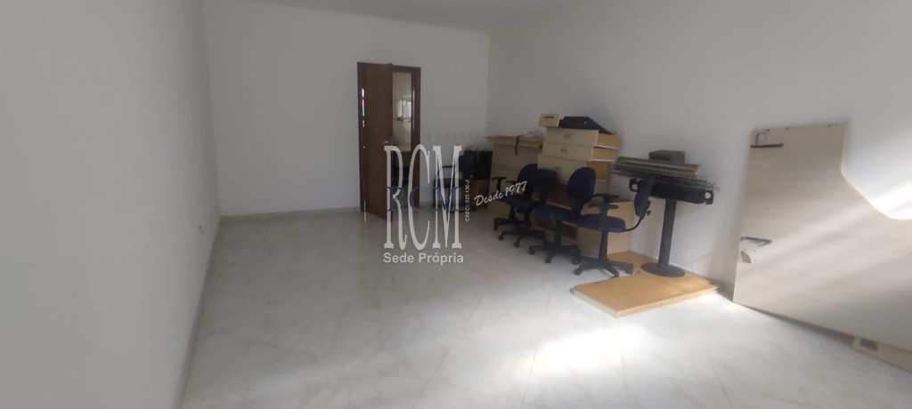 Prédio Comercial em São Vicente, no bairro Itararé