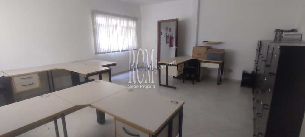 Prédio Comercial em São Vicente, no bairro Itararé