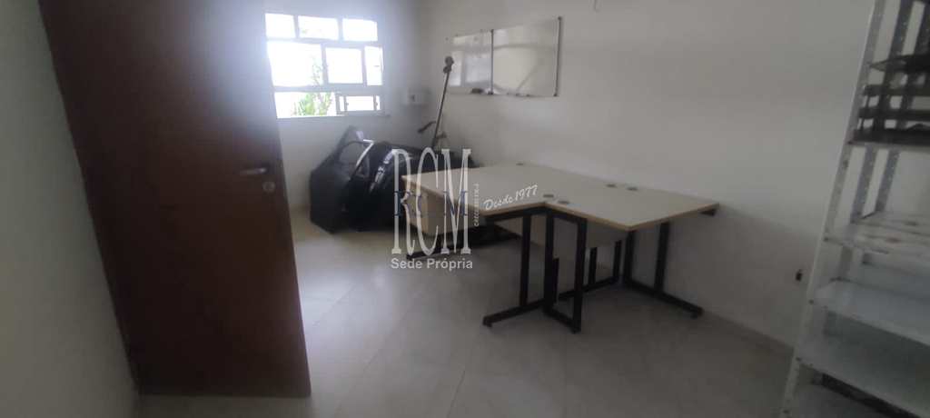 Prédio Comercial em São Vicente, no bairro Itararé