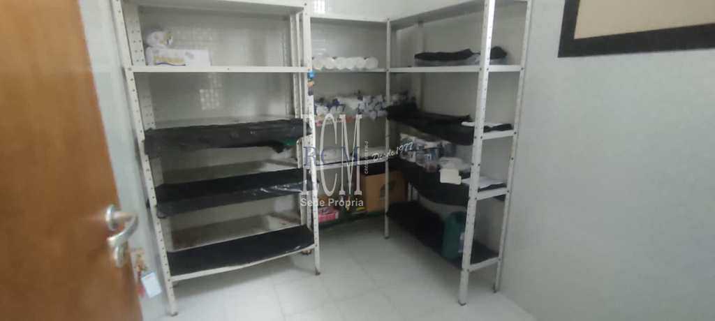 Prédio Comercial em São Vicente, no bairro Itararé