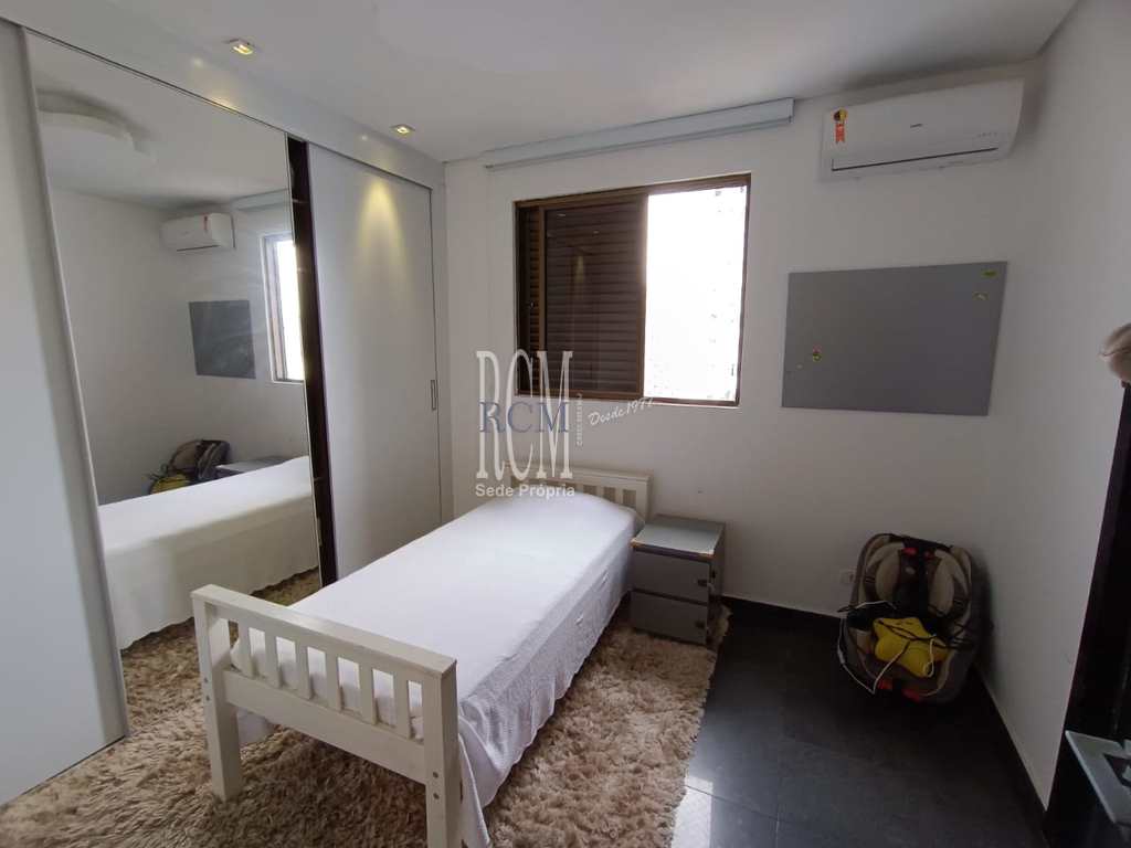 Apartamento em São Vicente, no bairro Centro