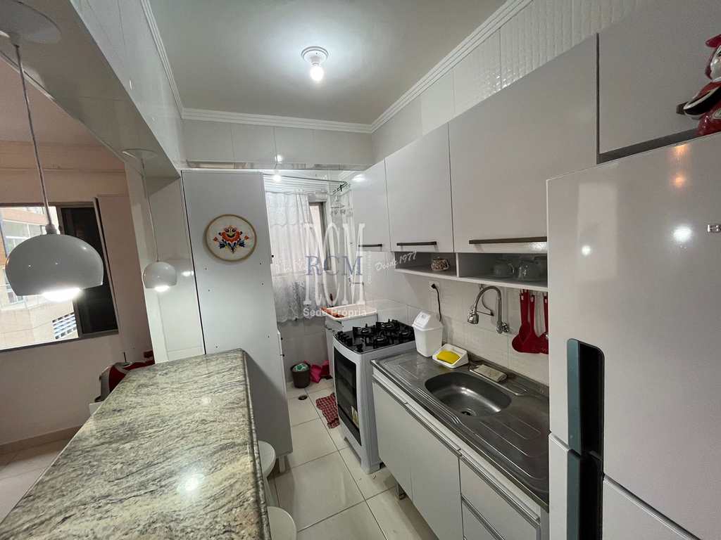 Kitnet em Praia Grande, no bairro Tupi