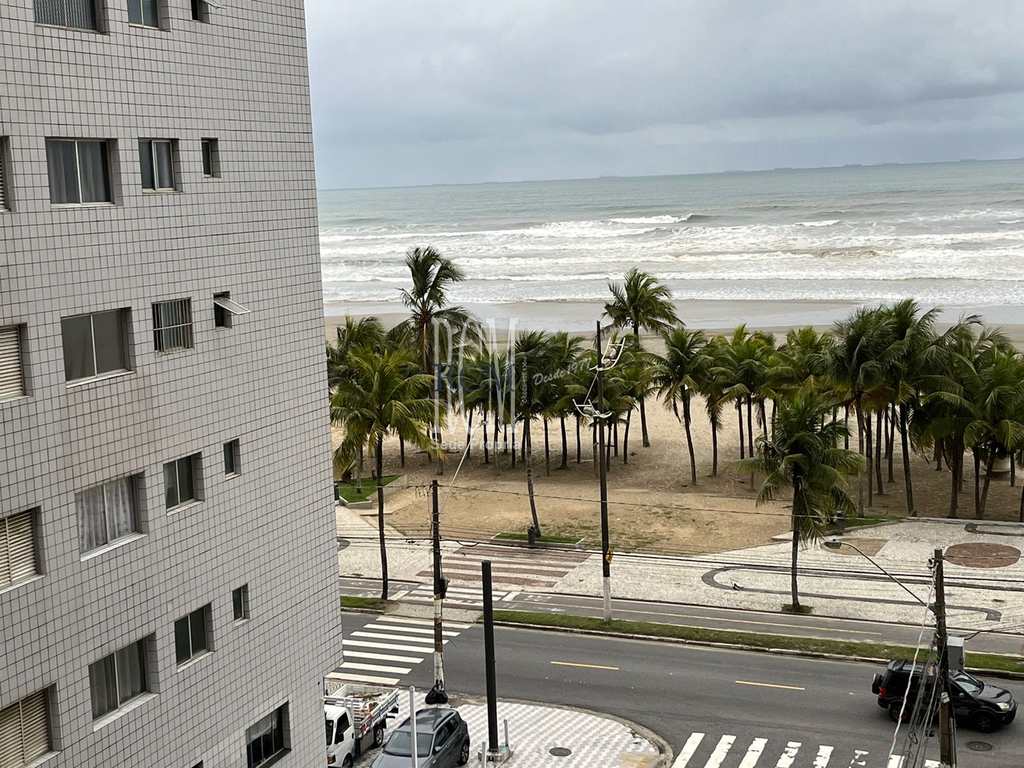 Kitnet em Praia Grande, no bairro Tupi