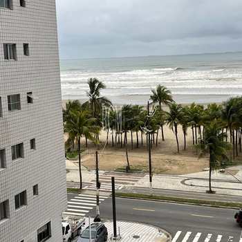 Kitnet em Praia Grande, bairro Tupi