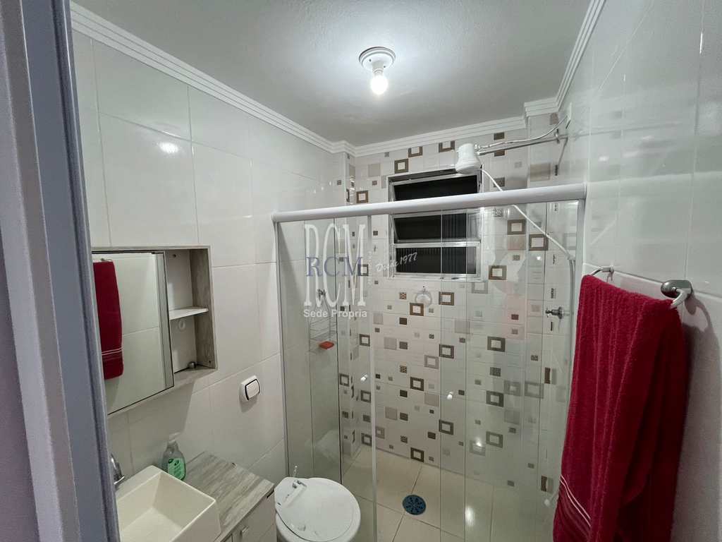 Kitnet em Praia Grande, no bairro Tupi