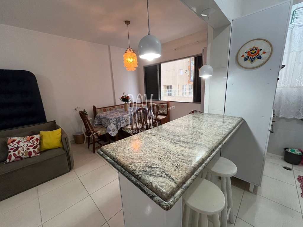 Kitnet em Praia Grande, no bairro Tupi