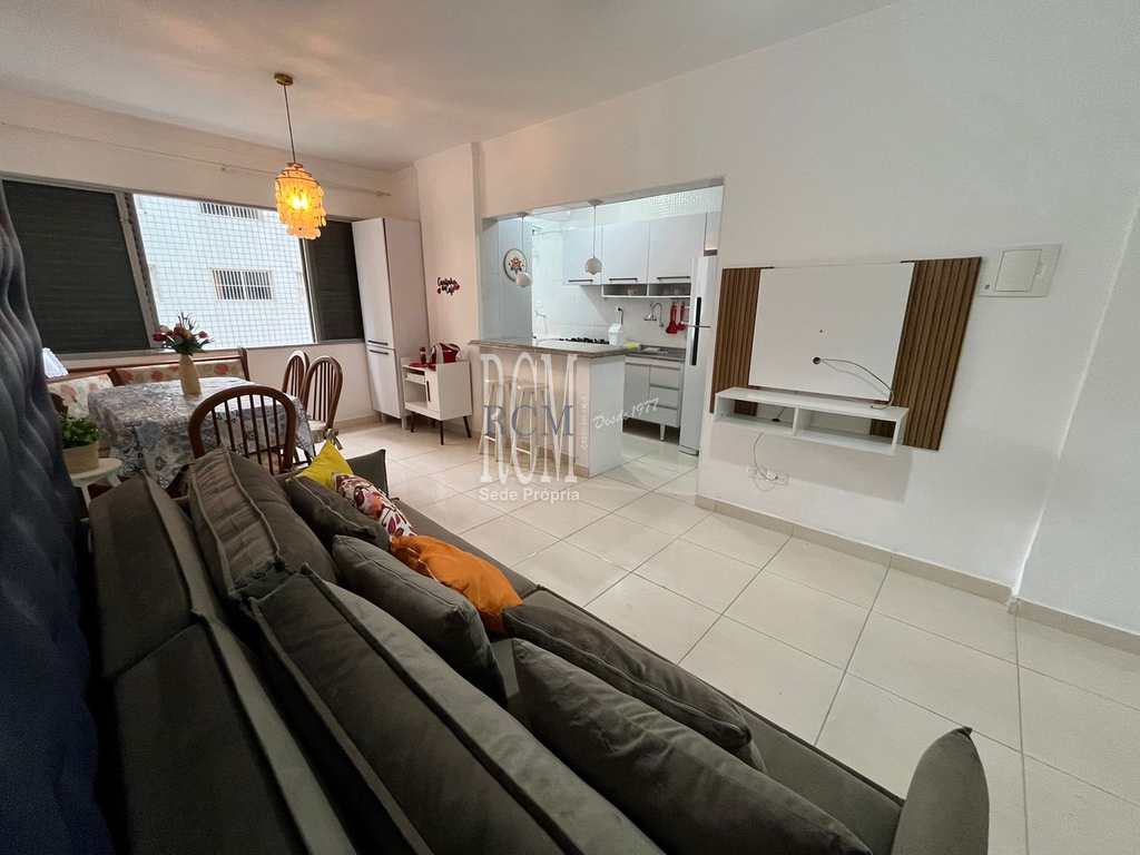 Kitnet em Praia Grande, no bairro Tupi
