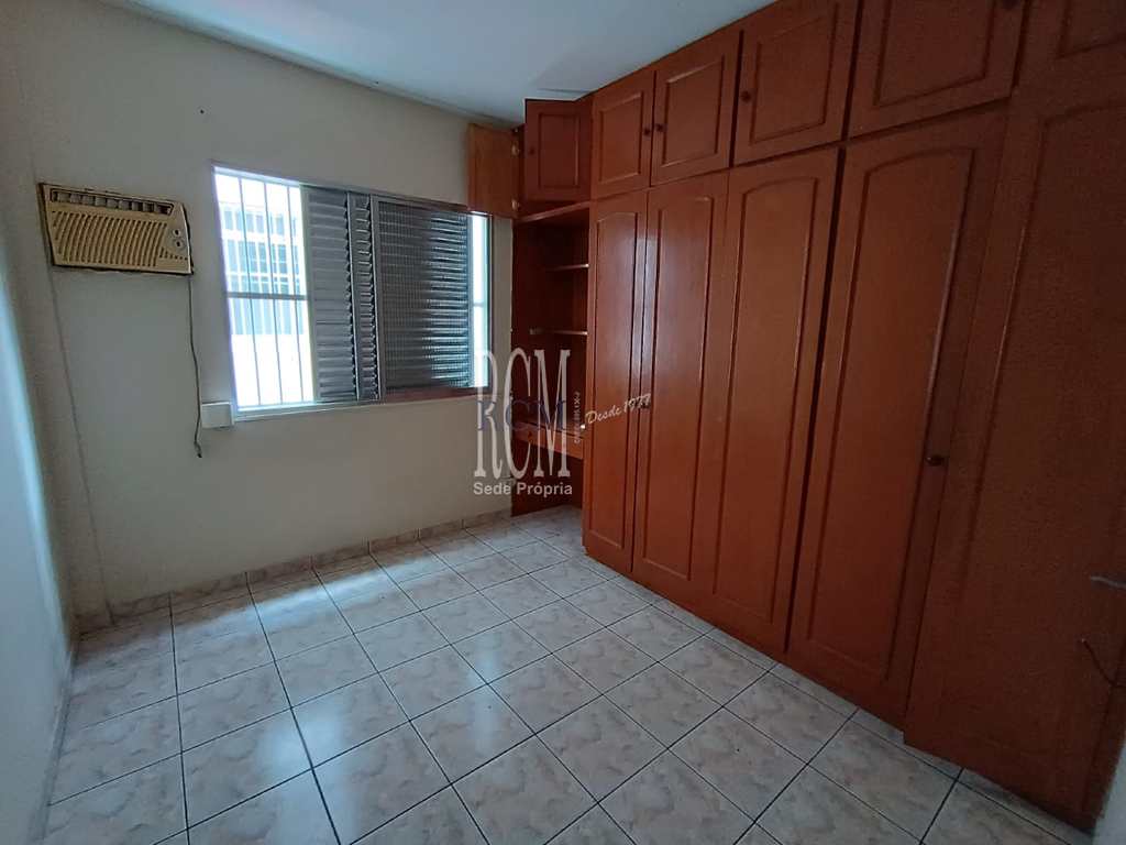 Apartamento em São Vicente, no bairro Vila Valença