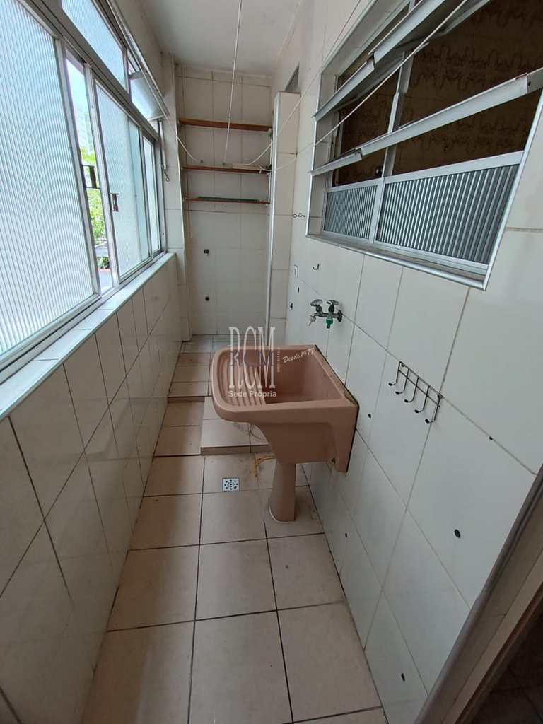 Apartamento em São Vicente, no bairro Vila Valença