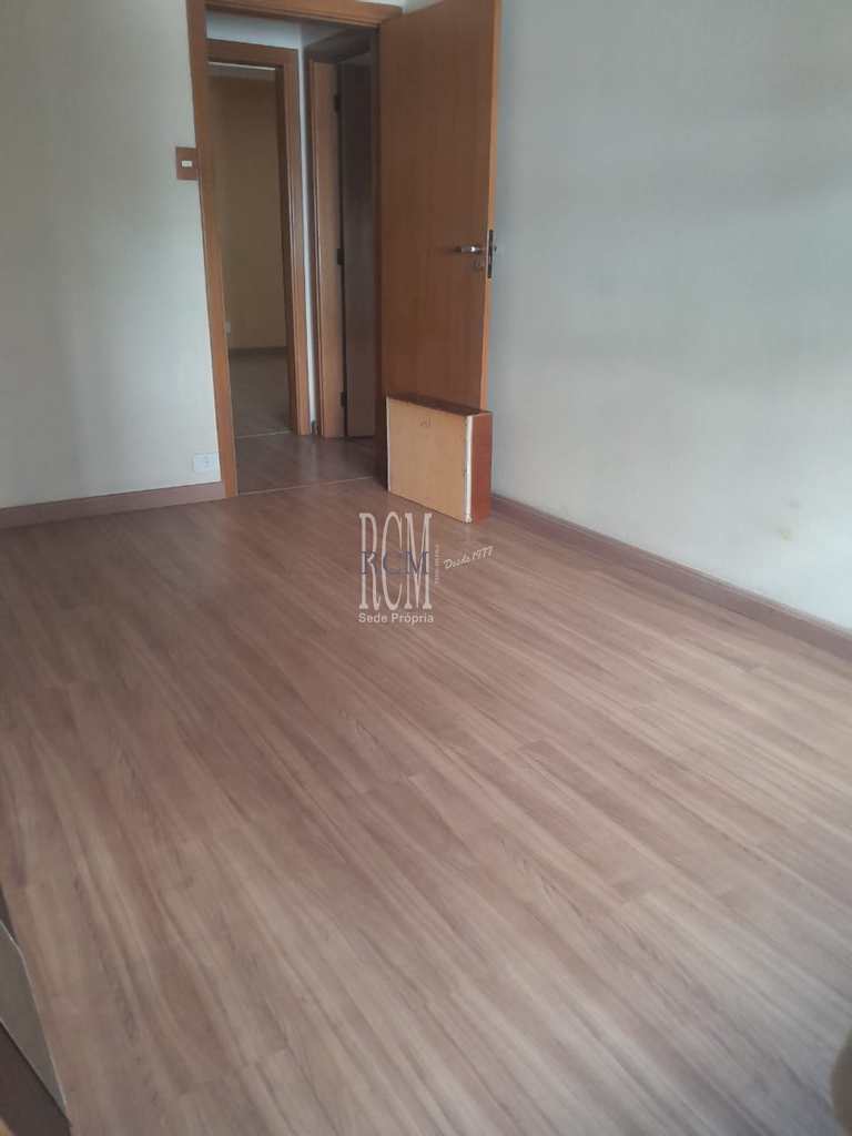 Apartamento em São Vicente, no bairro Itararé