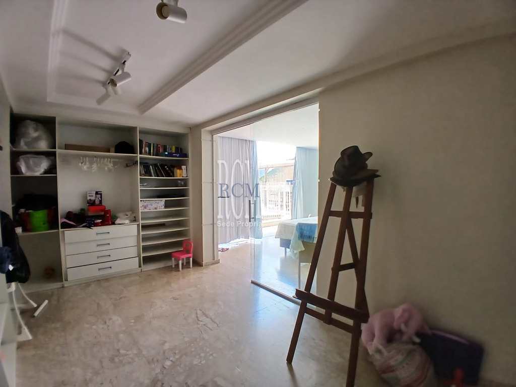 Casa em São Vicente, no bairro Parque Prainha