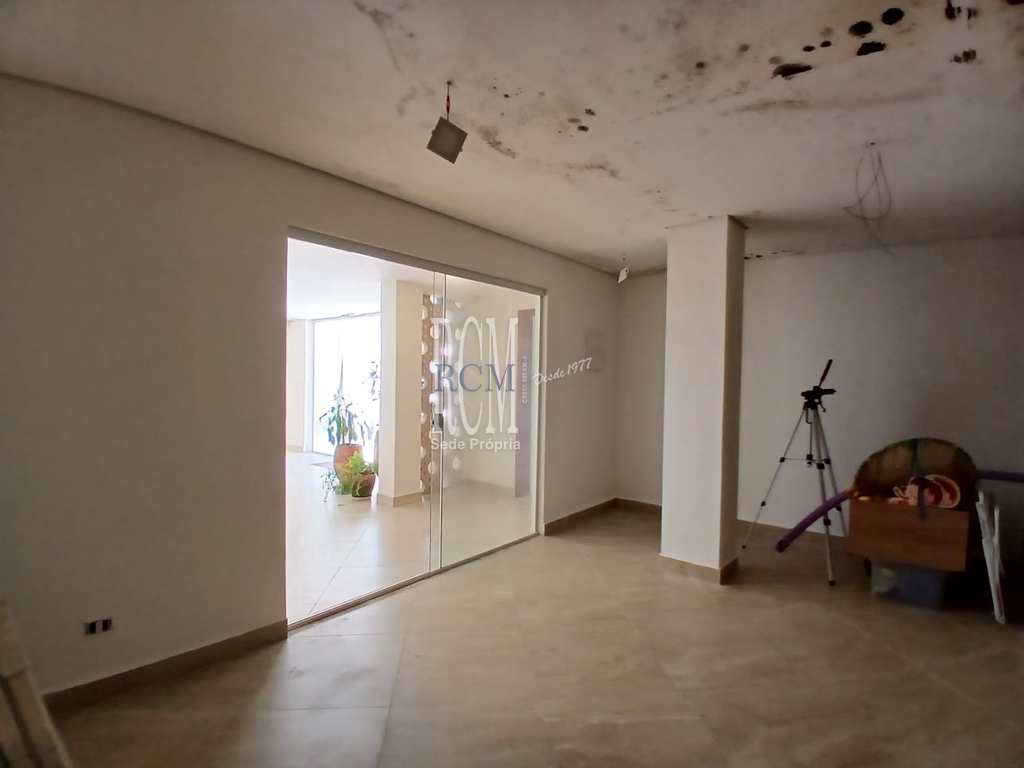 Casa em São Vicente, no bairro Parque Prainha