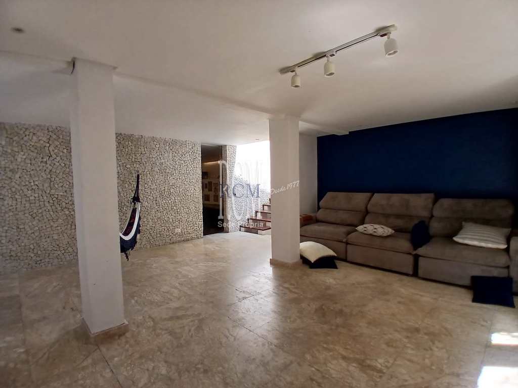 Casa em São Vicente, no bairro Parque Prainha