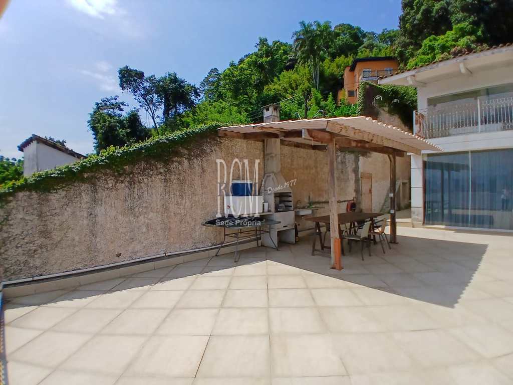 Casa em São Vicente, no bairro Parque Prainha