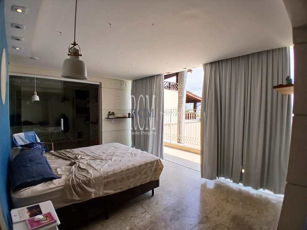 Casa em São Vicente, no bairro Parque Prainha