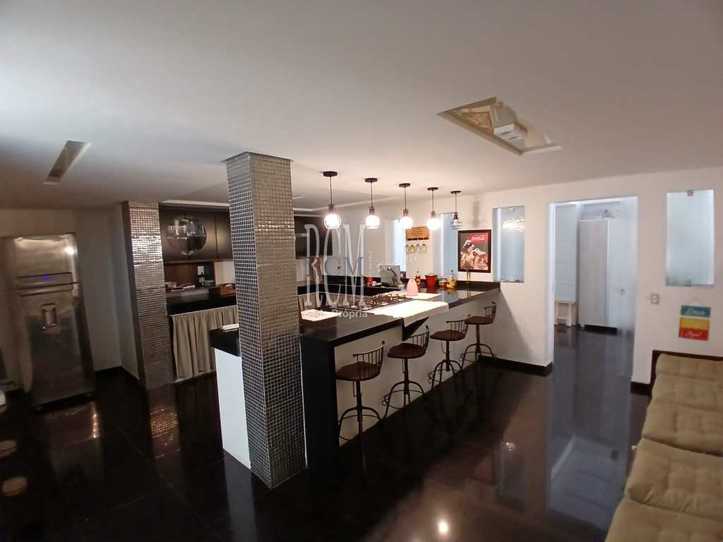 Casa em São Vicente, no bairro Parque Prainha