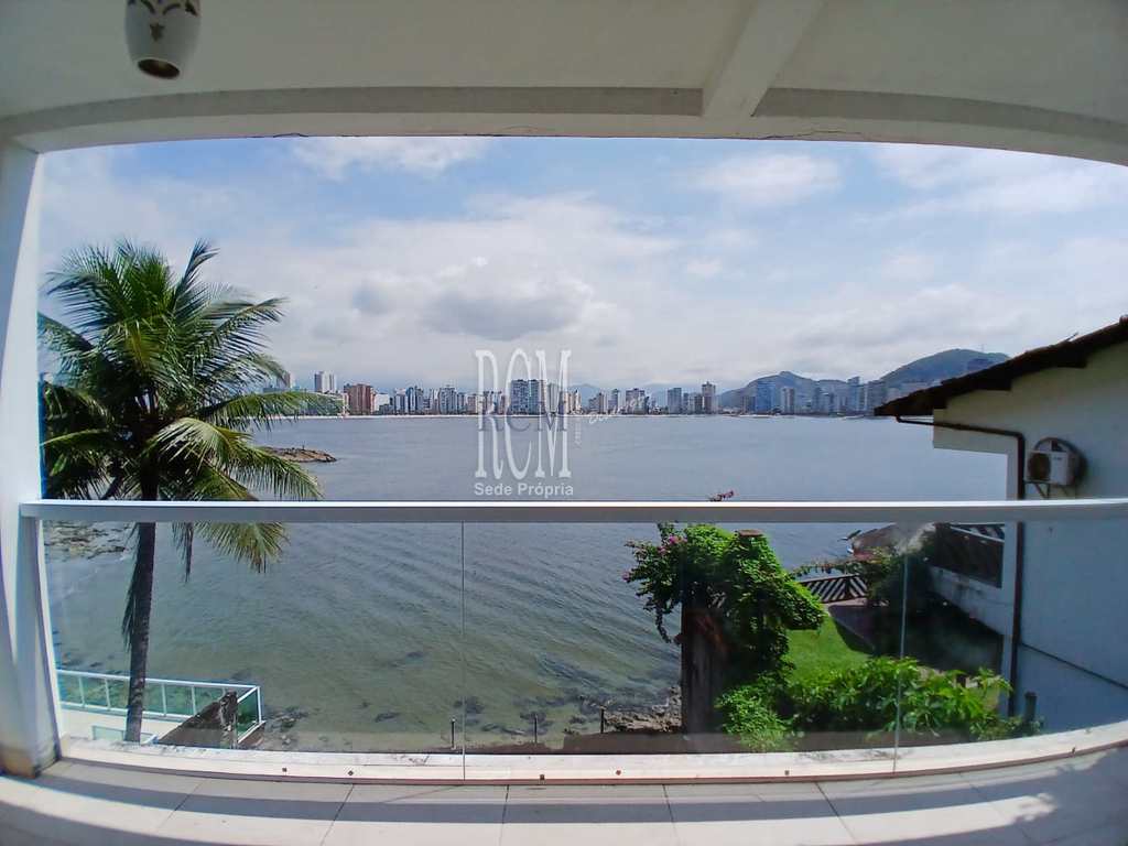 Casa em São Vicente, no bairro Parque Prainha