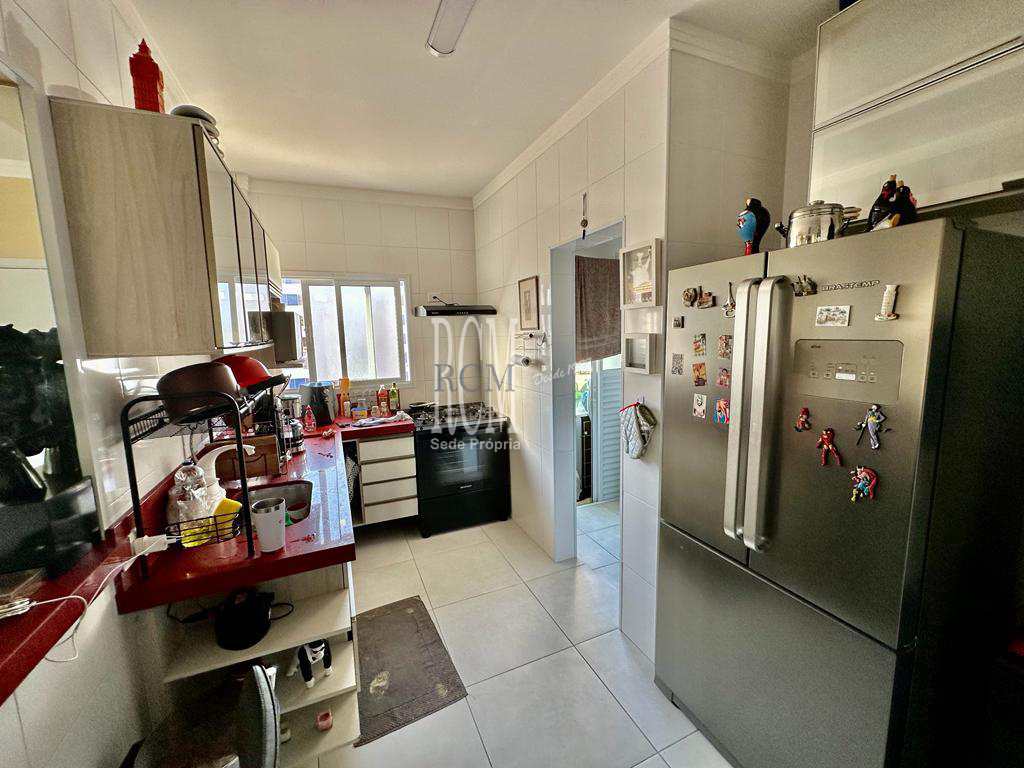 Apartamento em São Vicente, no bairro Itararé