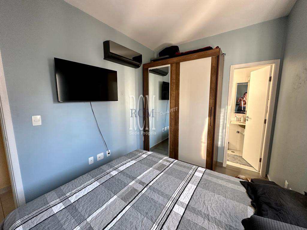 Apartamento em São Vicente, no bairro Itararé