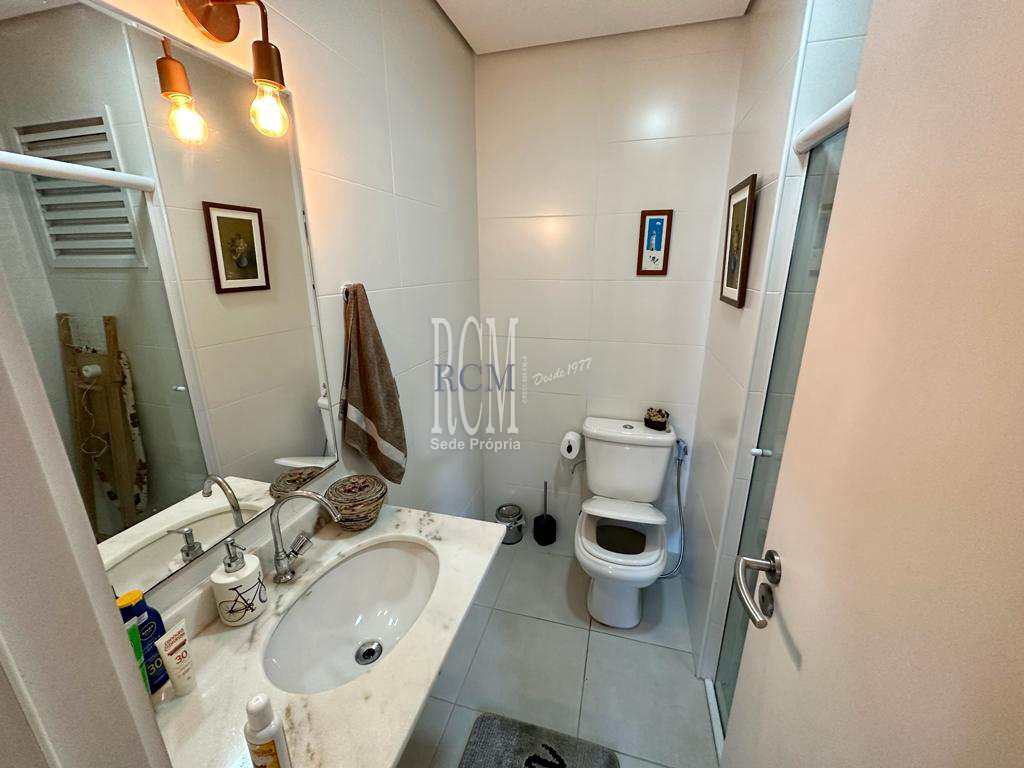 Apartamento em São Vicente, no bairro Itararé