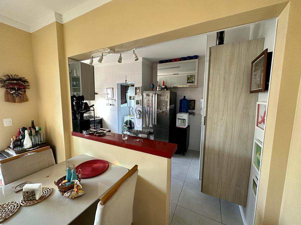 Apartamento em São Vicente, no bairro Itararé