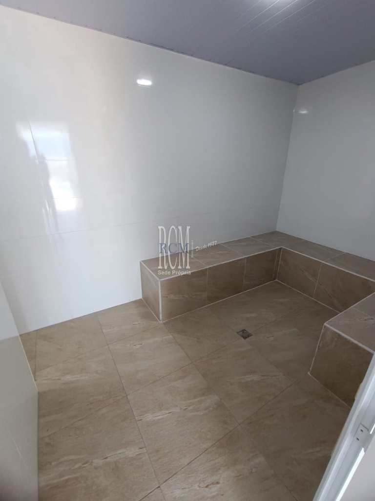 Apartamento em São Vicente, no bairro Vila Valença