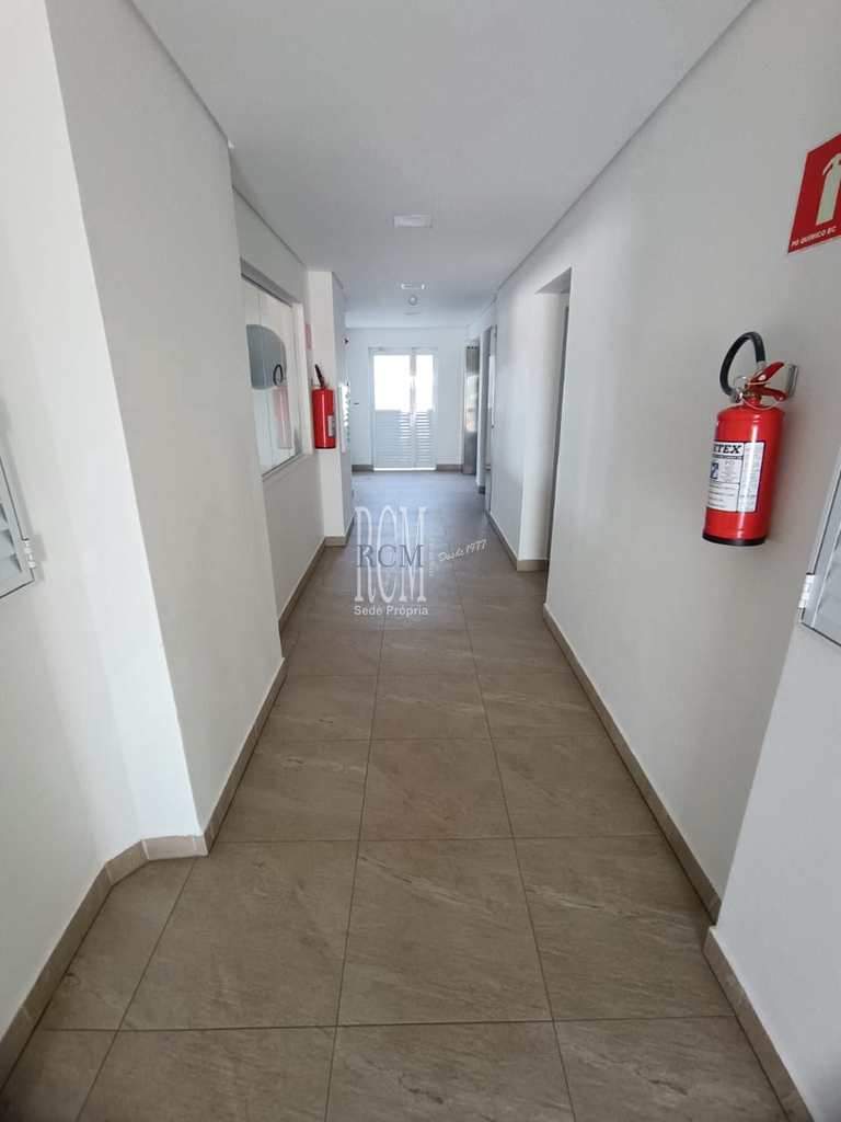 Apartamento em São Vicente, no bairro Vila Valença