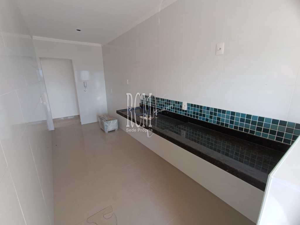 Apartamento em São Vicente, no bairro Vila Valença