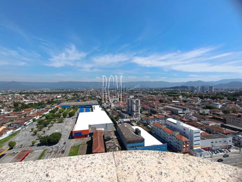 Apartamento em São Vicente, no bairro Vila Valença