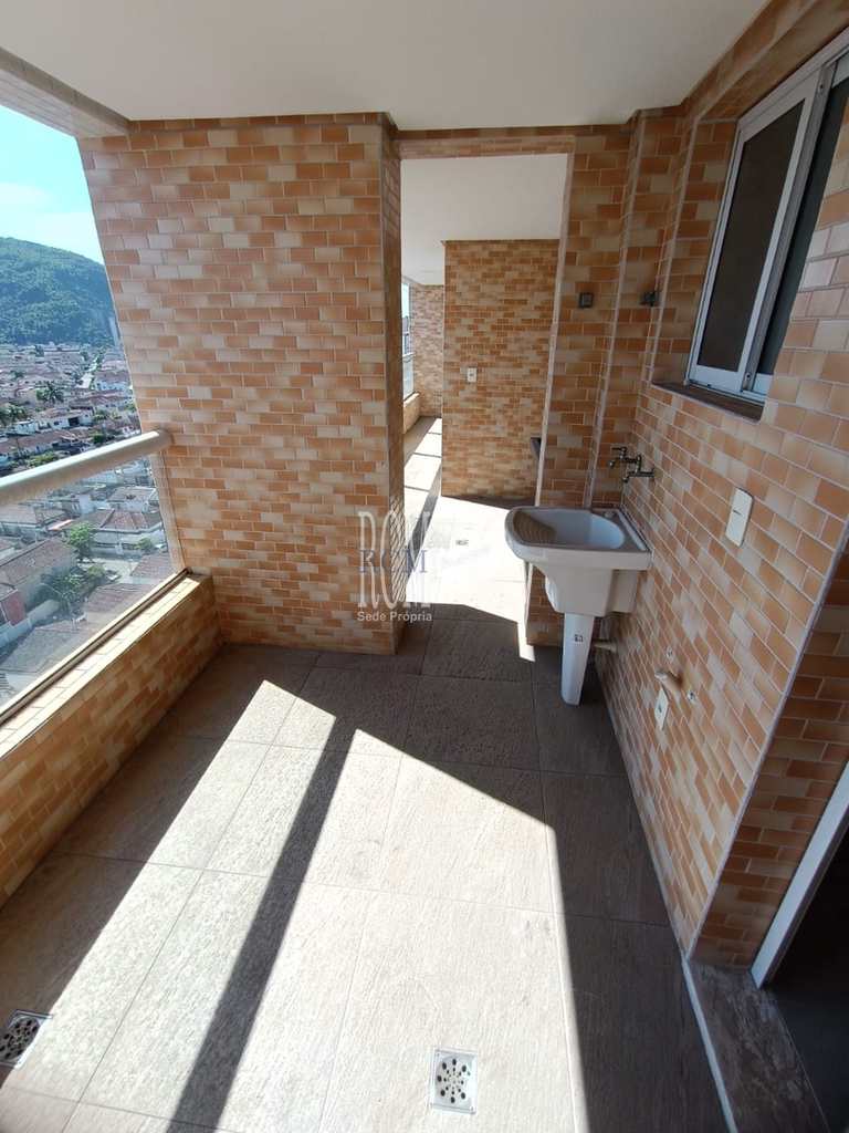 Apartamento em São Vicente, no bairro Vila Valença