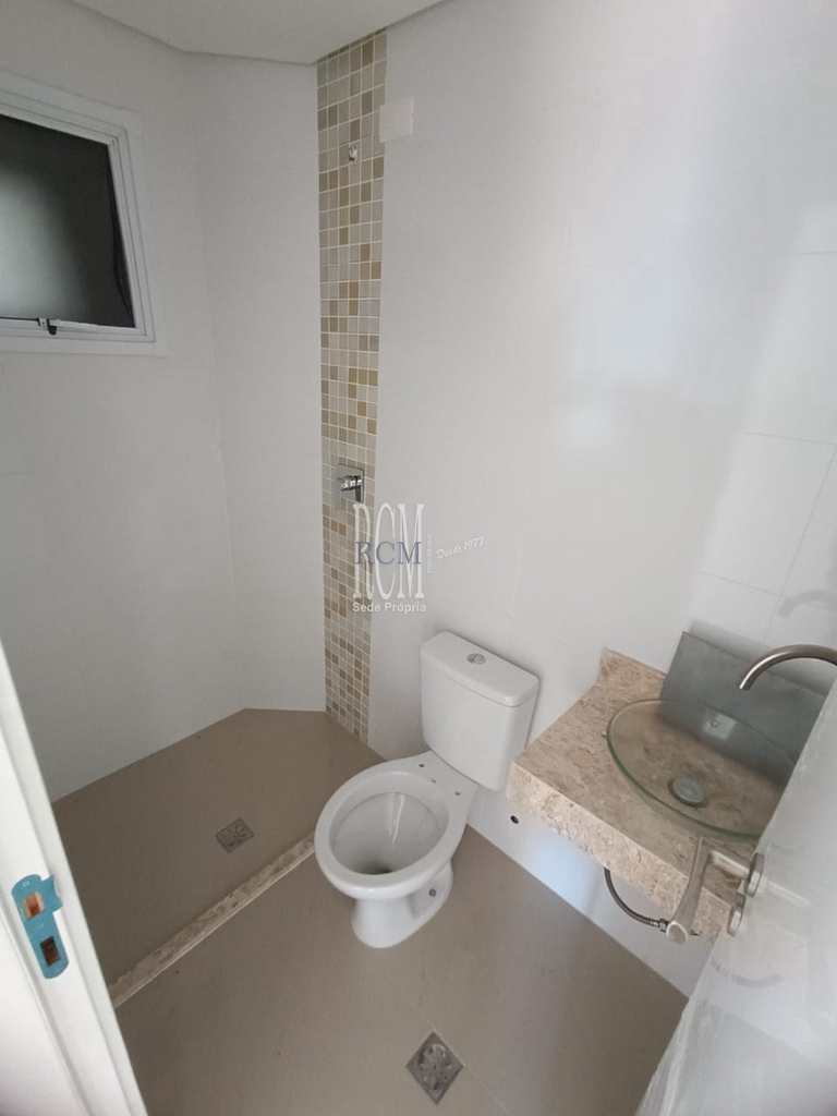 Apartamento em São Vicente, no bairro Vila Valença