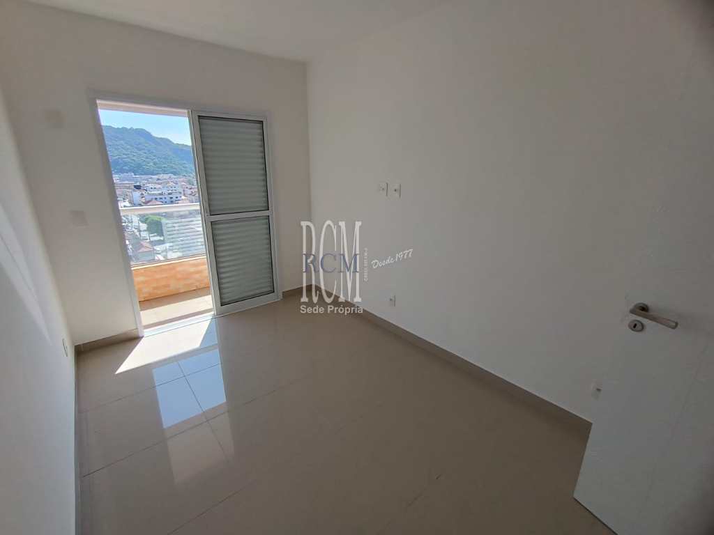 Apartamento em São Vicente, no bairro Vila Valença