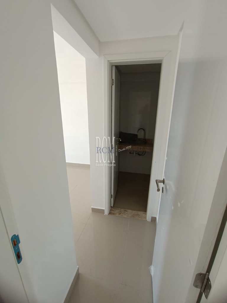 Apartamento em São Vicente, no bairro Vila Valença