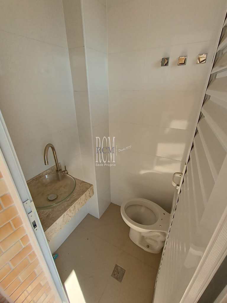 Apartamento em São Vicente, no bairro Vila Valença