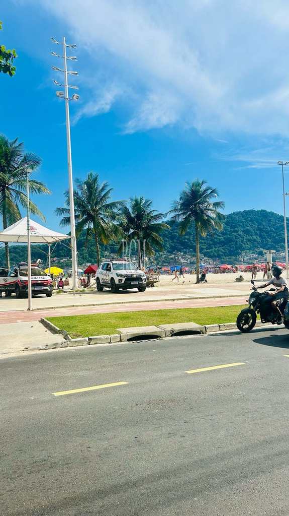 Apartamento em São Vicente, no bairro Centro