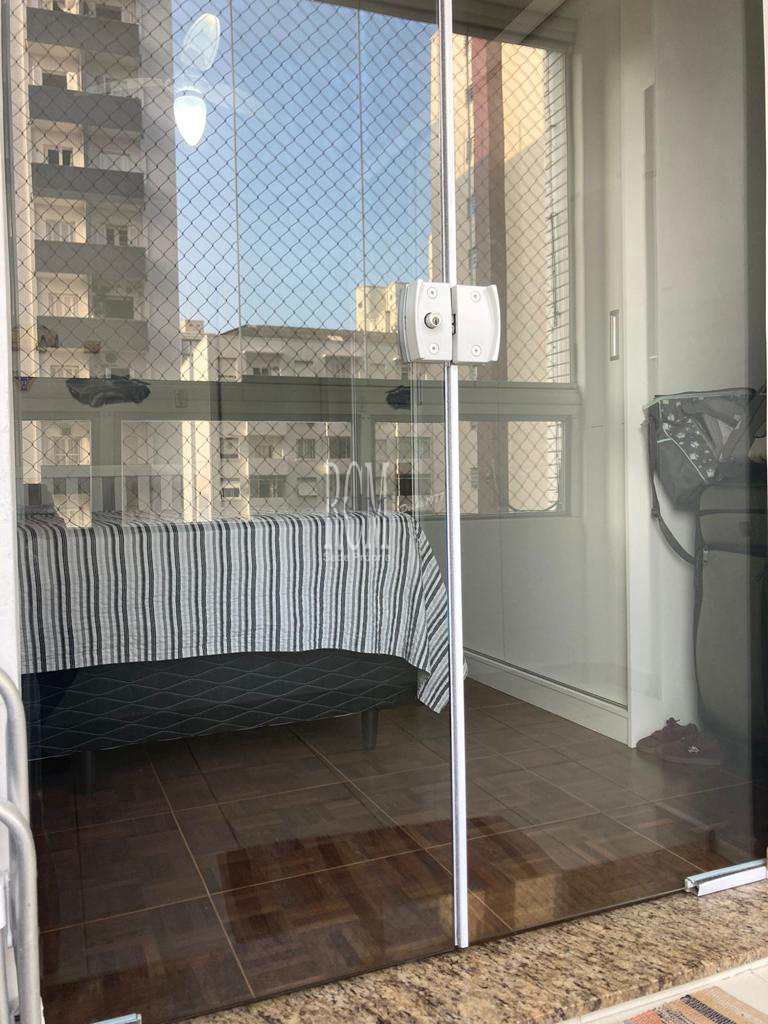 Apartamento em São Vicente, no bairro Itararé