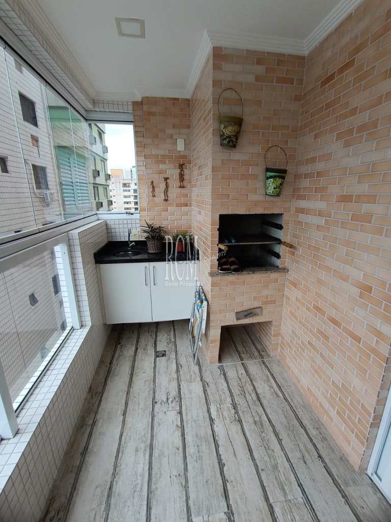 Apartamento em São Vicente, no bairro Centro